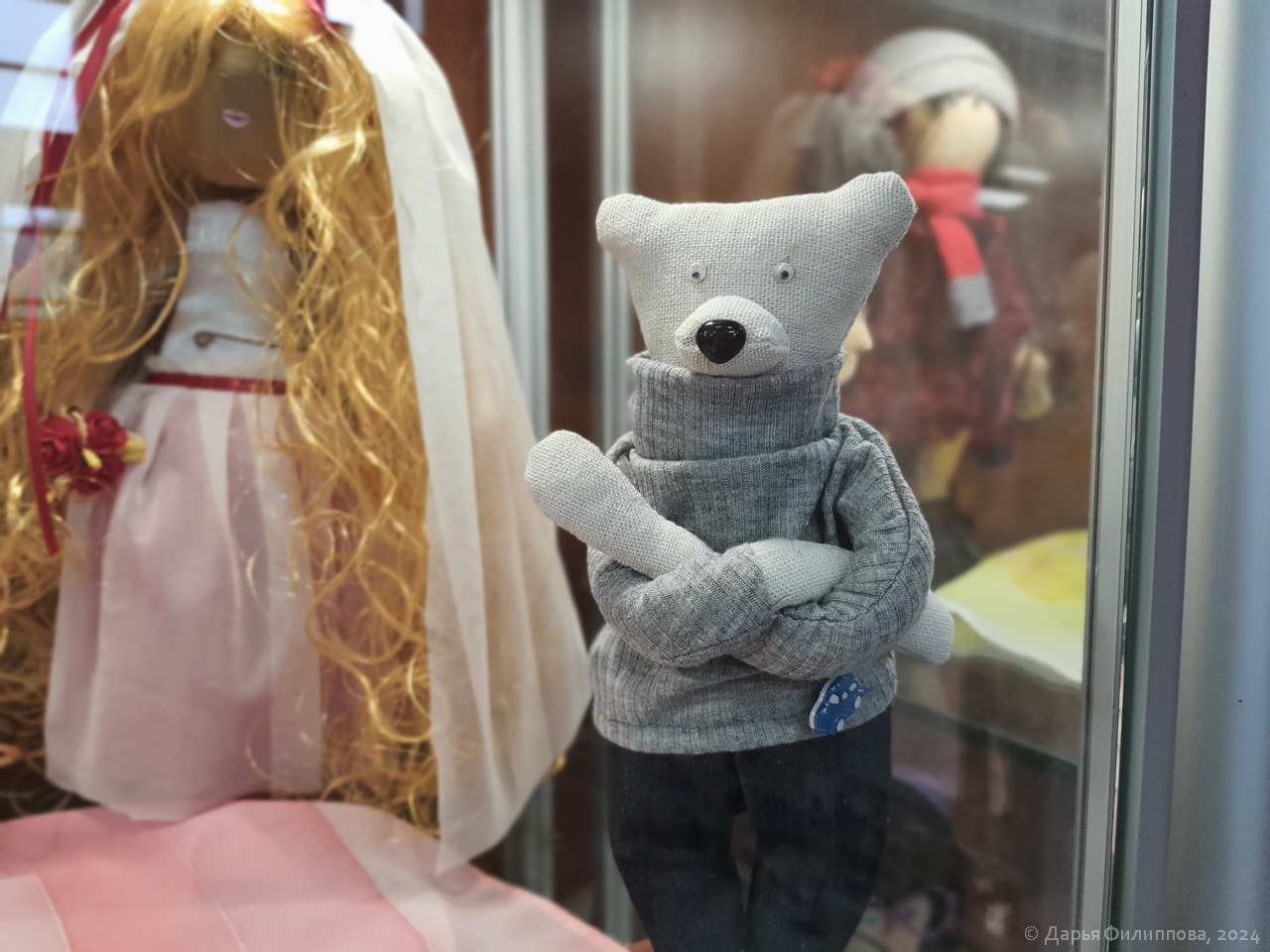 выставка кукол и платков