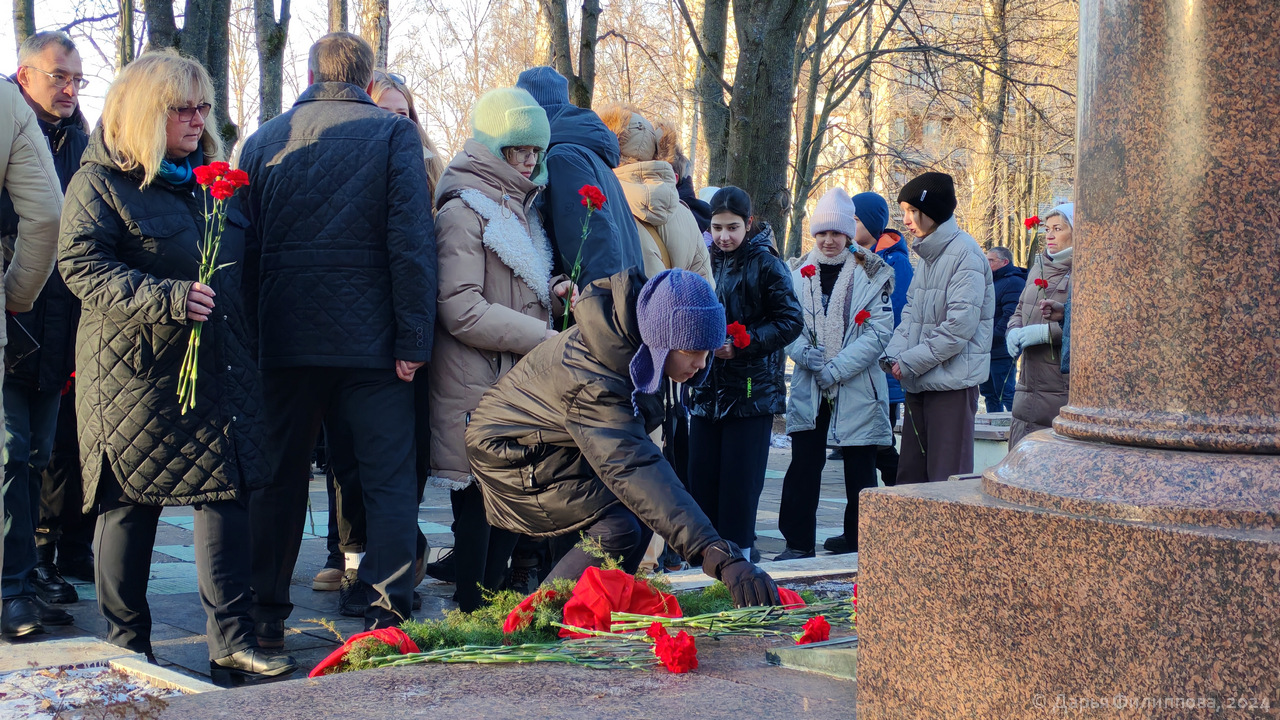 День контрнаступления советских войск в Битве под Москвой
