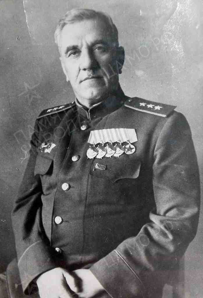 Командующий 49-й армии генерал-лейтенант Захаркин Иван Григорьевич 